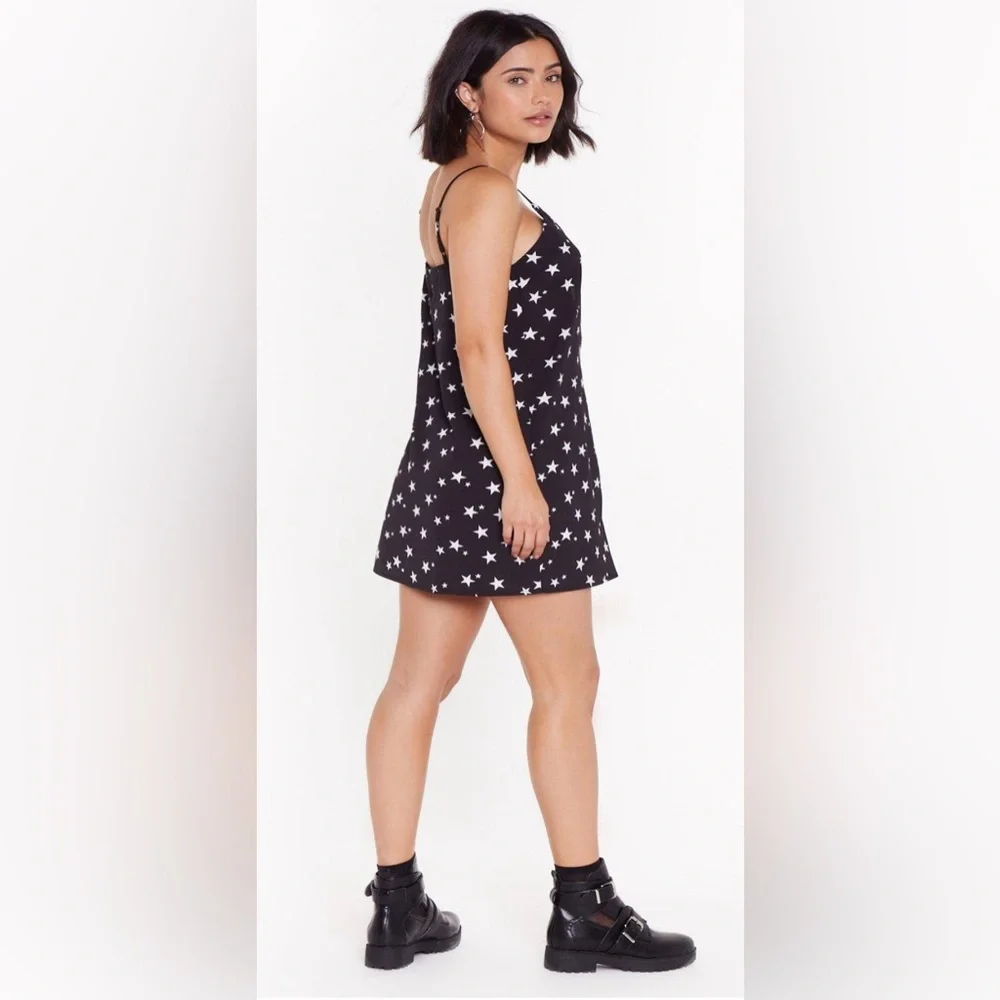 Nasty Gal NWT Star Mini Dress With Spaghetti Straps size 8 - Picture 3 of 7